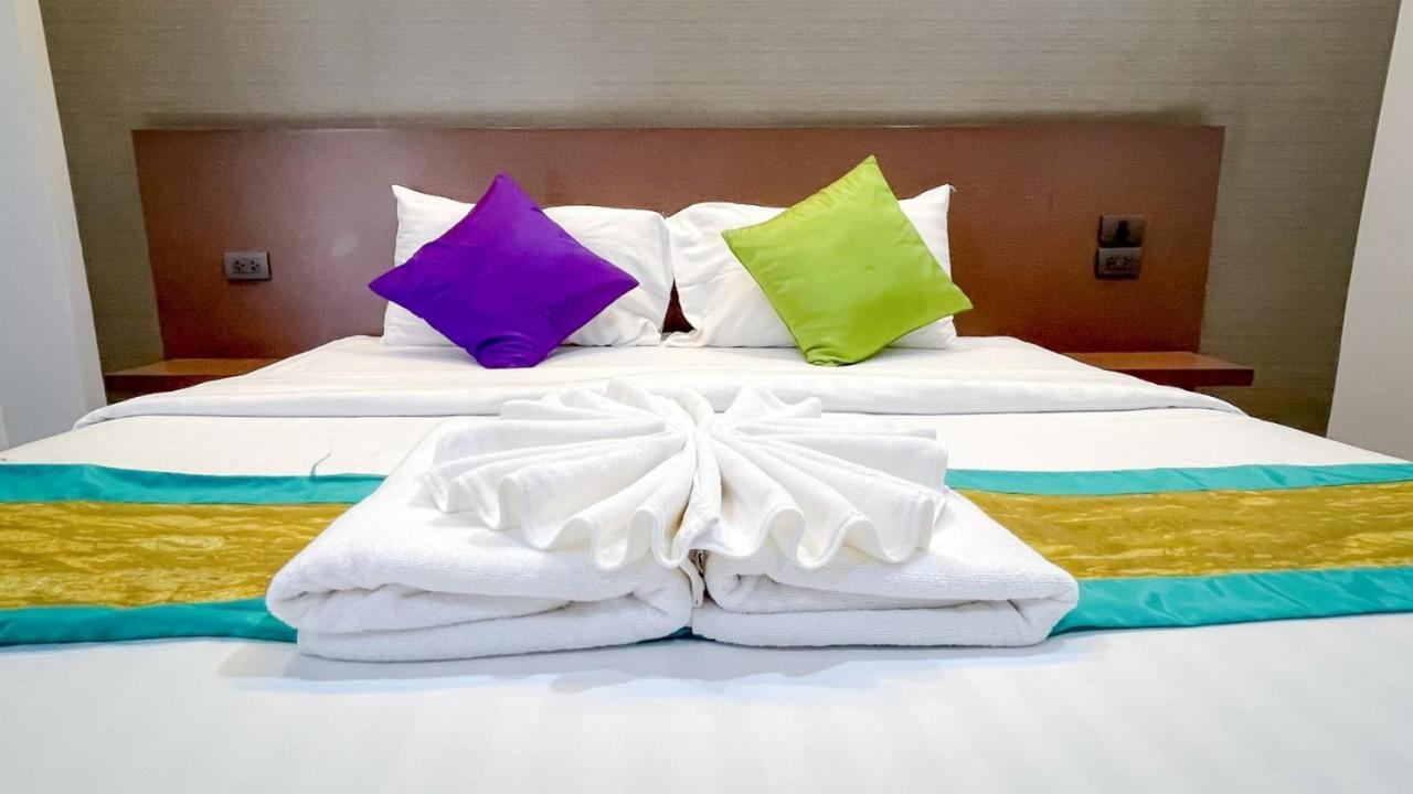 The S.G Hotel Buriram Buitenkant foto