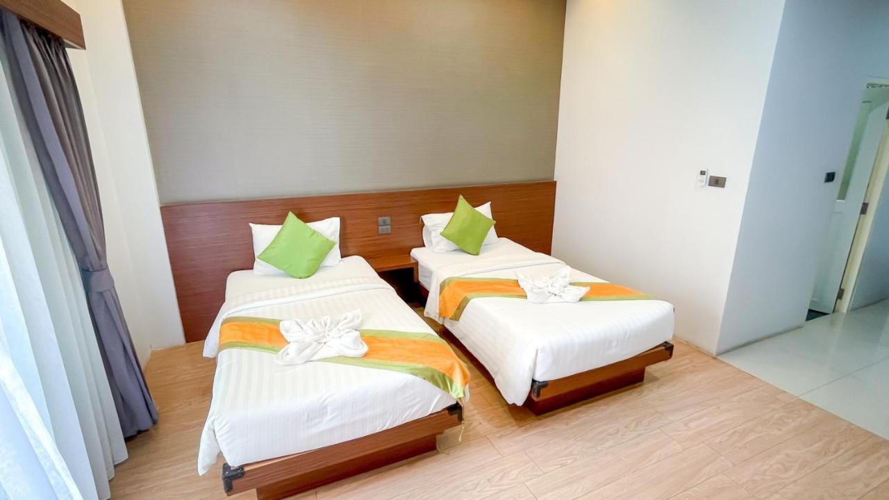 The S.G Hotel Buriram Buitenkant foto