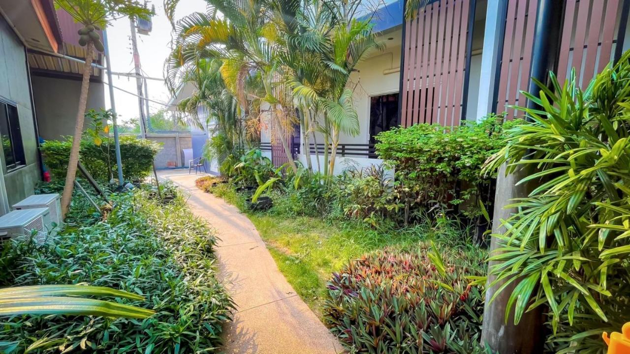 The S.G Hotel Buriram Buitenkant foto