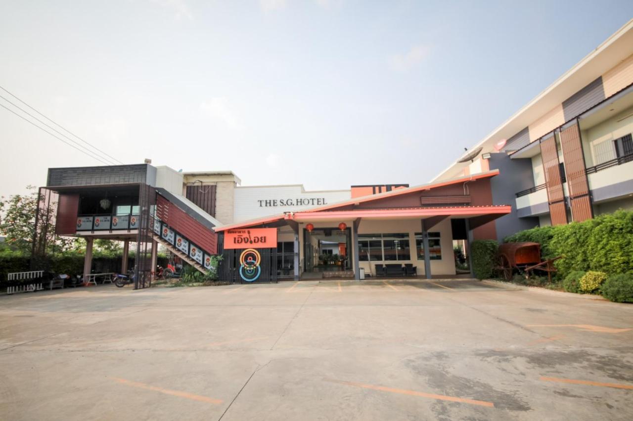 The S.G Hotel Buriram Buitenkant foto