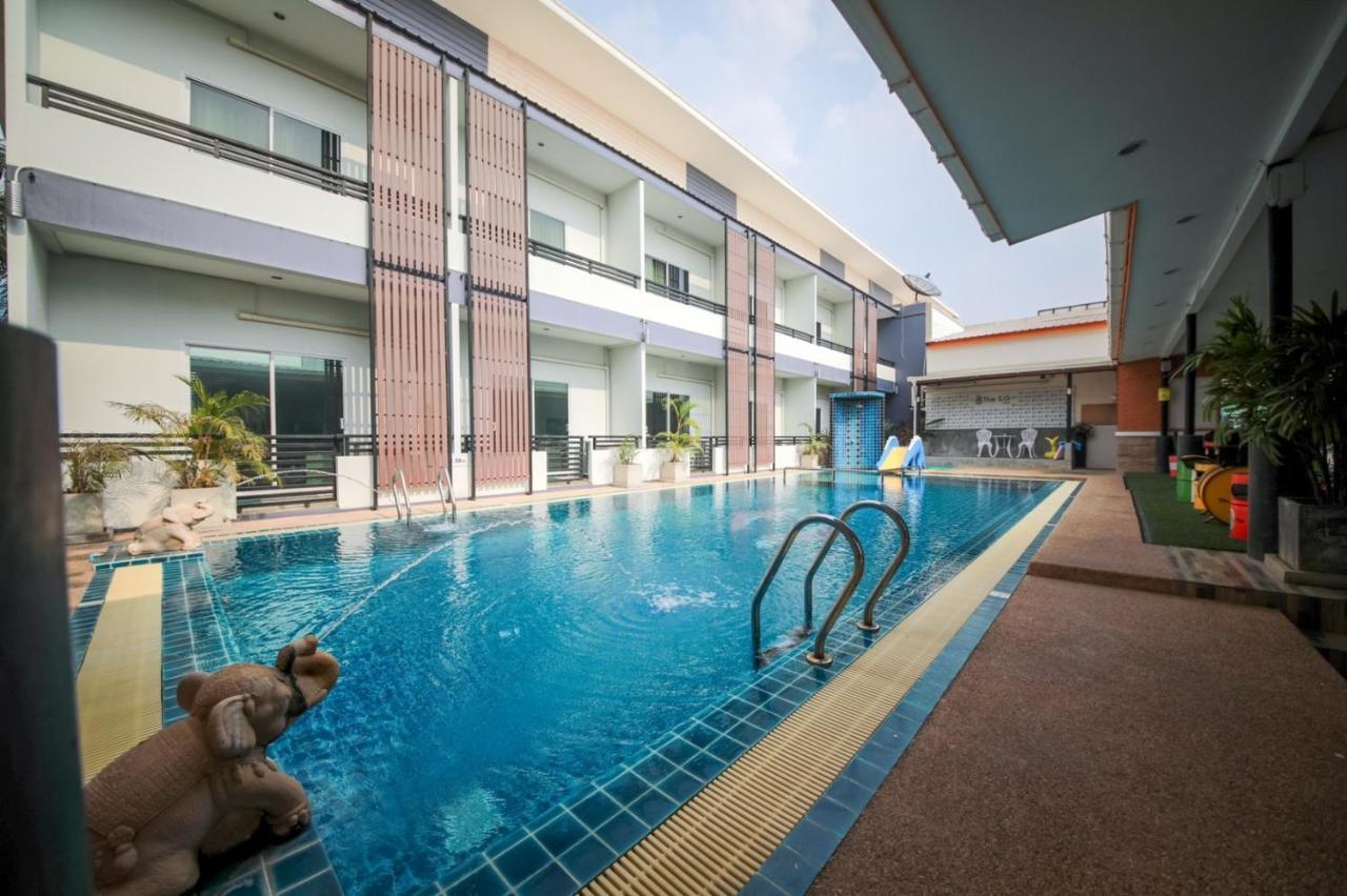 The S.G Hotel Buriram Buitenkant foto