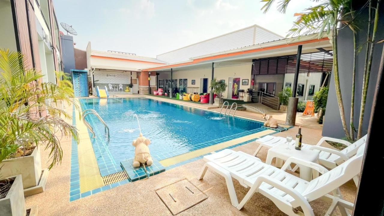 The S.G Hotel Buriram Buitenkant foto