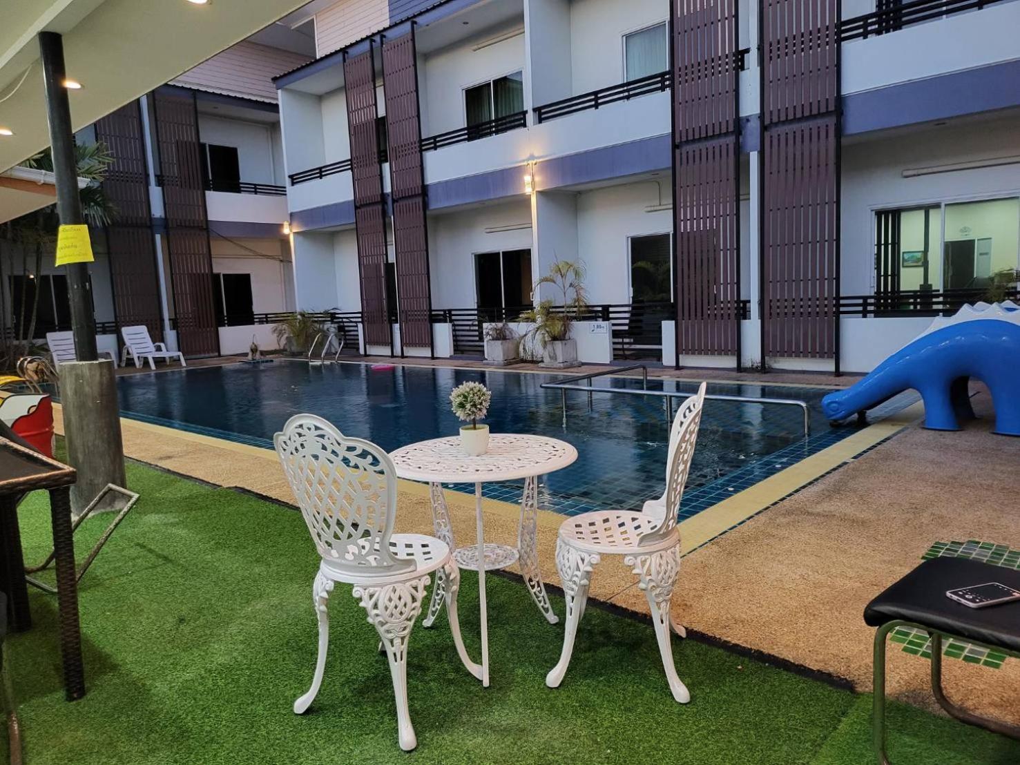 The S.G Hotel Buriram Buitenkant foto