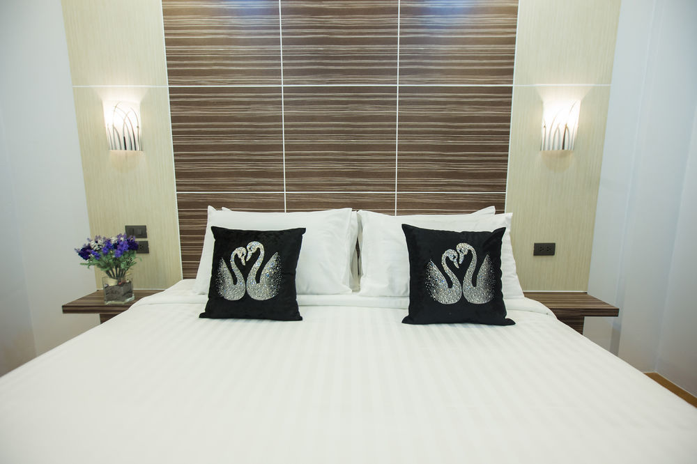 The S.G Hotel Buriram Buitenkant foto